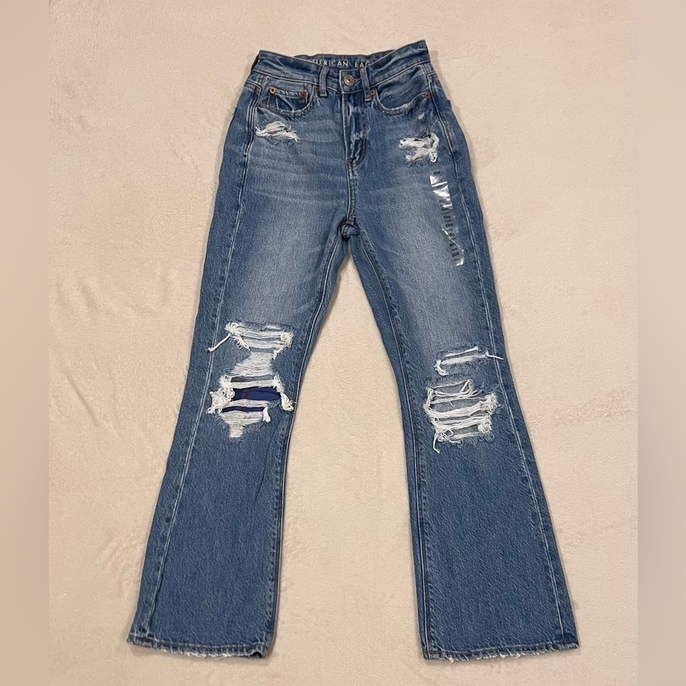 BRAND NEW Stylish 000 short American eagle flare jeans with plaid patches